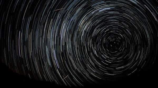 Round Rotation Dark Wallpaper