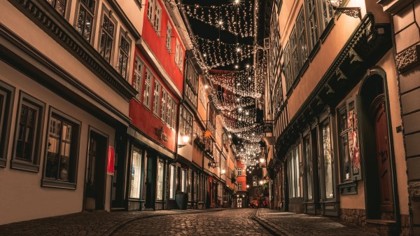 Night City Street Illumination wallpaper