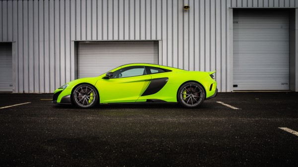 Mclaren 675lt Light Green Side View wallpaper