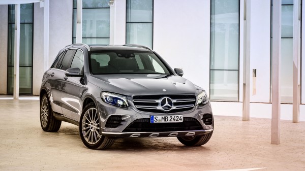 Mercedes Benz Glk 350 4matic X205 Side View Wallpaper