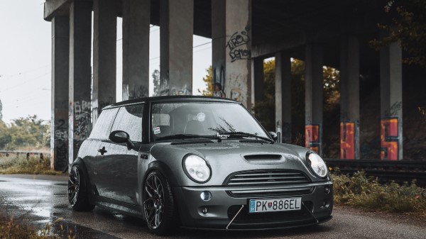 Mini Clubman Car Headlights Wallpaper