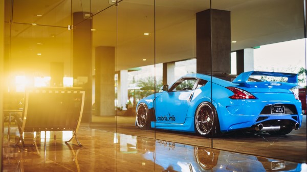 Nissan 370z 2 Wallpaper
