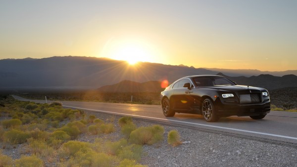 Rolls Royce Wraith Side View wallpaper
