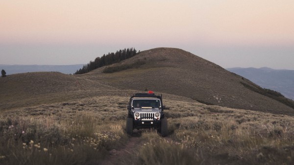 Suv Mountain Car wallpaper
