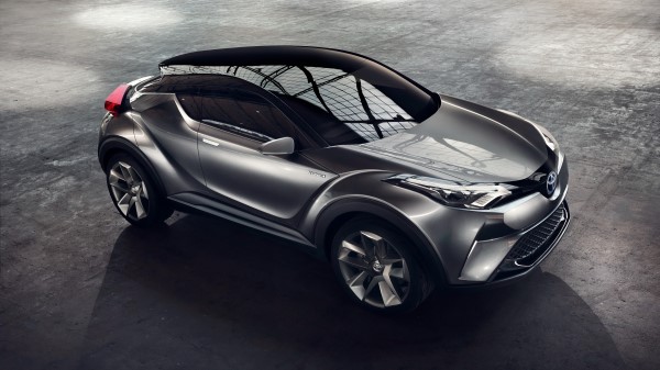 Toyota C Hr Side View Gray Wallpaper