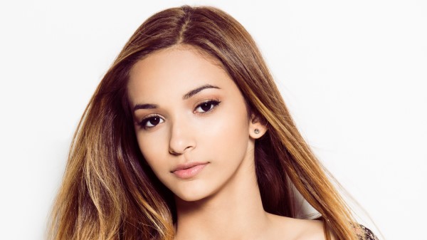 Karina Rae 7b Wallpaper