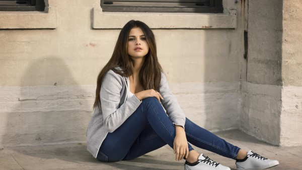 Selena Gomez 8k P1 Wallpaper