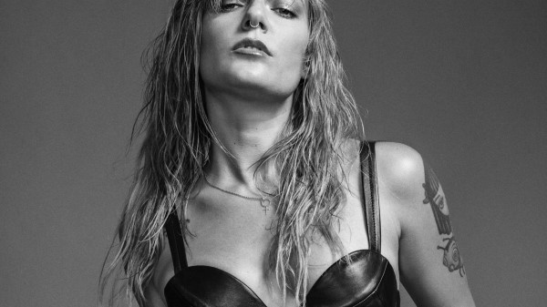 Tove Lo Monochrome Photoshoot Xz Wallpaper