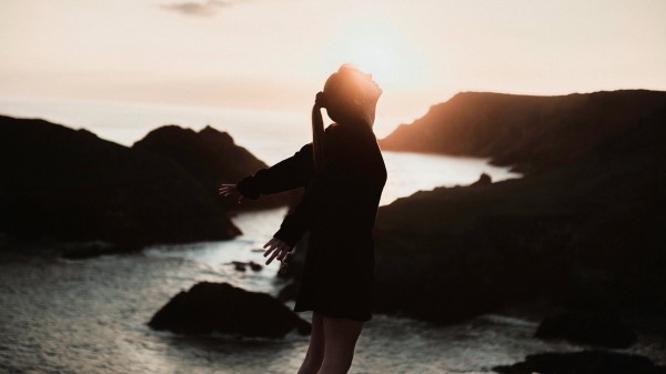 Girl Sunset Dark Wallpaper