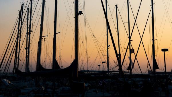Port Ships Masts Wallpaper