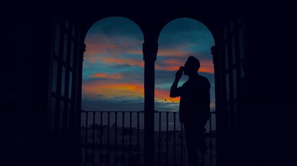 Silhouette Arch Twilight Wallpaper
