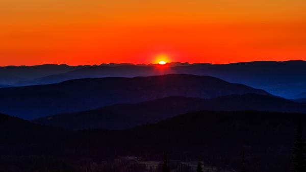 Sunset Mountains Hills Wallpaper