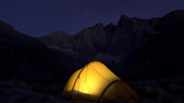 Tent Mountains Night Wallpaper