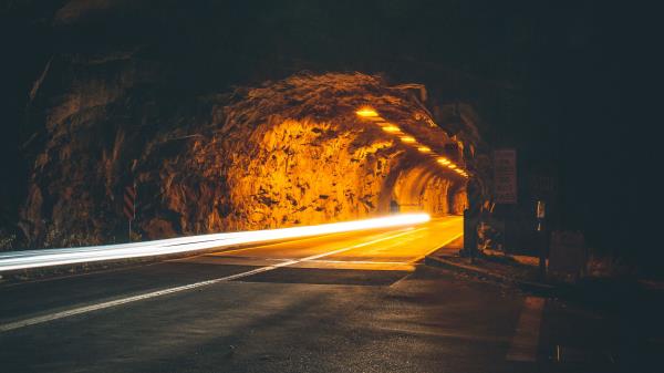 Tunnel Backlight Movement Wallpaper