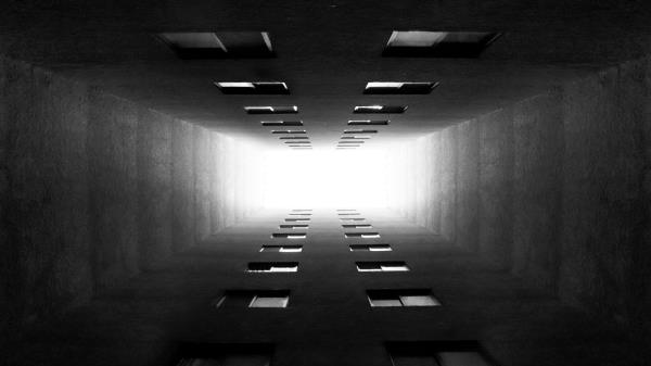 Tunnel Bw Glow Wallpaper