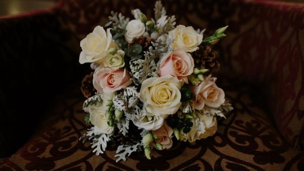 Roses Bouquet Composition Decoration Image Wallpaper