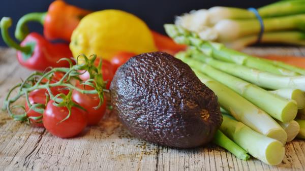 Avocado Asparagus Tomatoes Onion Lemon Paprika Wallpaper