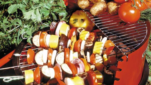 Barbecue Grill Meat Heat Vegetables Potatoes Tomatoes Wallpaper