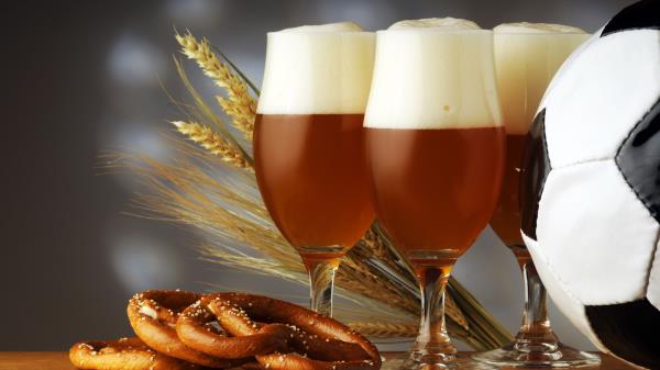 Beer Spikes Ball Bagels Wallpaper