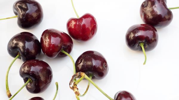 Cherries Ripe Berries Wallpaper