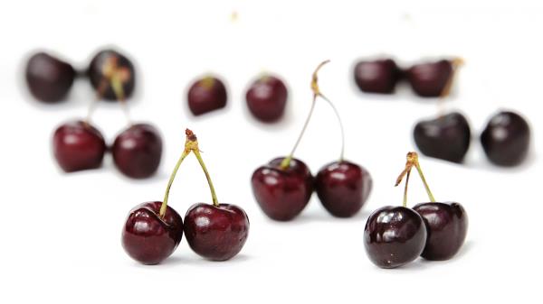 Cherry Berry Ripe Wallpaper