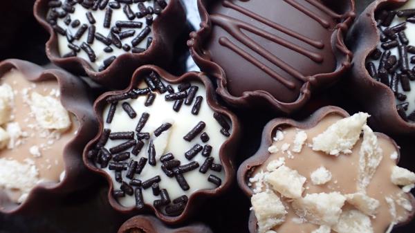 Chocolates Pralines Nougat Candy Wallpaper