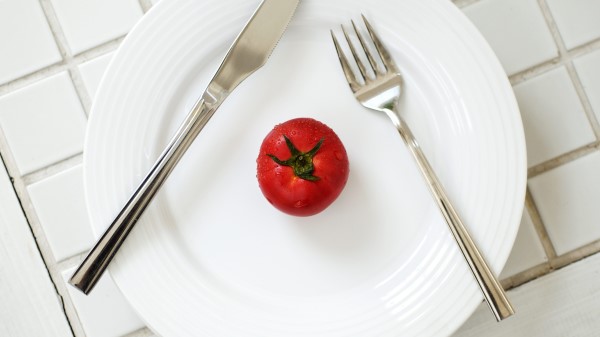 Tomato Drops Plate Knife Fork Minimalism Wallpaper