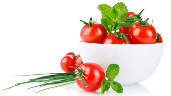 Tomato White Green Bowl Wallpaper
