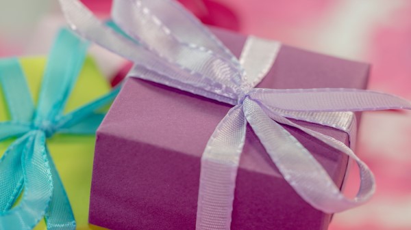 Gift Wrap Ribbon Bright wallpaper