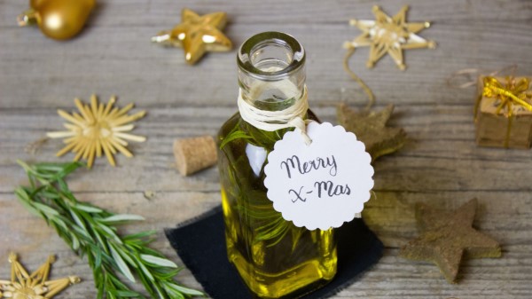 Rosemary Olive Oil Christmas Wallpaper