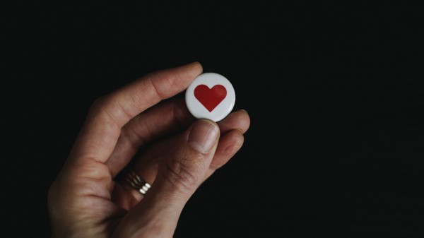 Heart Button Hand Wallpaper