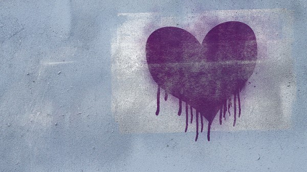 Heart Graffiti Wall Wallpaper