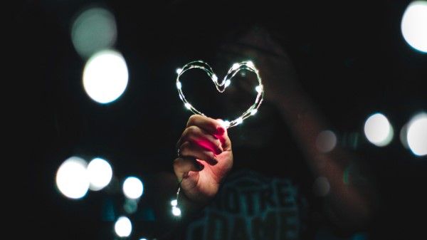 Heart Hand Light Glitter Glare Wallpaper