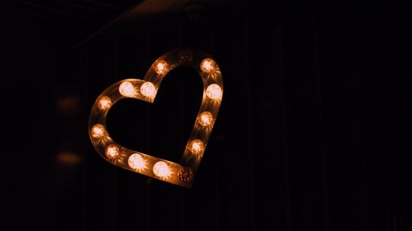 Heart Light Lighting Wallpaper