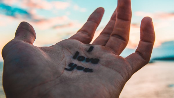 Inscription Hand Palm Love Wallpaper