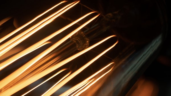 Light Blur Long Exposure Wallpaper