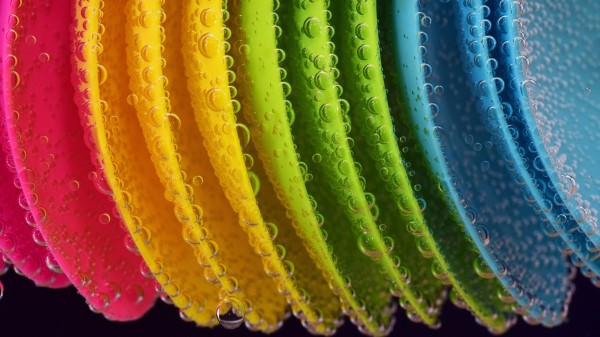 Plastic Spoons Drops Close Up Wallpaper