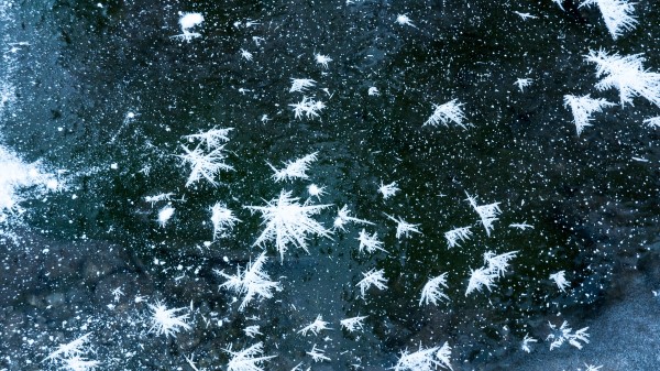 Snow Ice Water Wallpaper