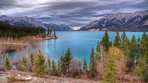 Abraham Lake Canada 5k Wallpaper