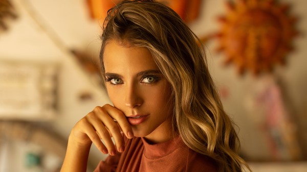 Blonde Girl Indoor 4k Ry wallpaper