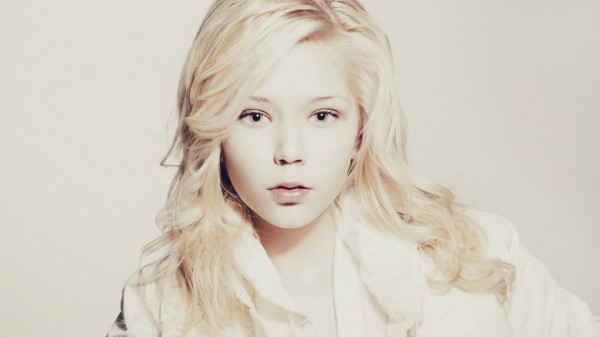 Woman Blonde Portrait Beautiful 8k wallpaper