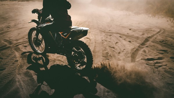 Motorcyclist Motorcycle Sand Wallpaper