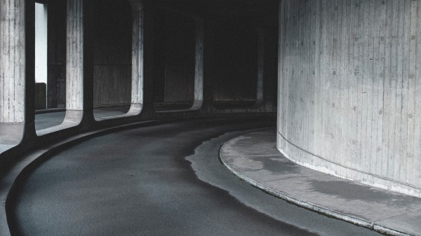 Tunnel Road Columns Wallpaper