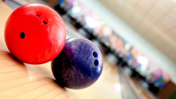 Balls Bowling Game wallpaper