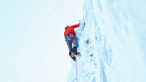 Climber Snow Mountain wallpaper