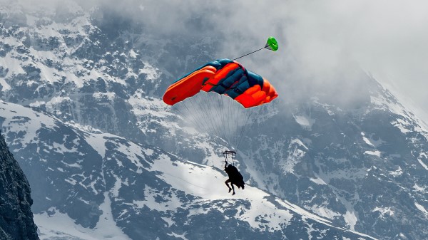 Paraglider Parachute Mountains wallpaper
