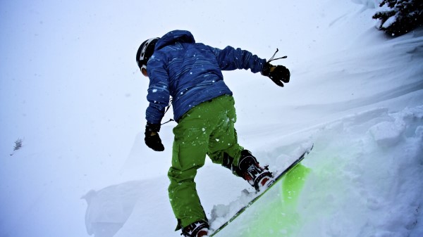 Snowboarder Snowboard Snowfall wallpaper