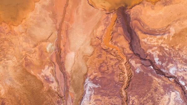 Sand Relief Cranny Wallpaper