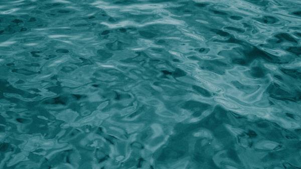 Water Distortion Waves Wallpaper