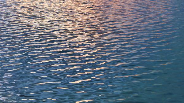 Water Glare Ripples Image Wallpaper